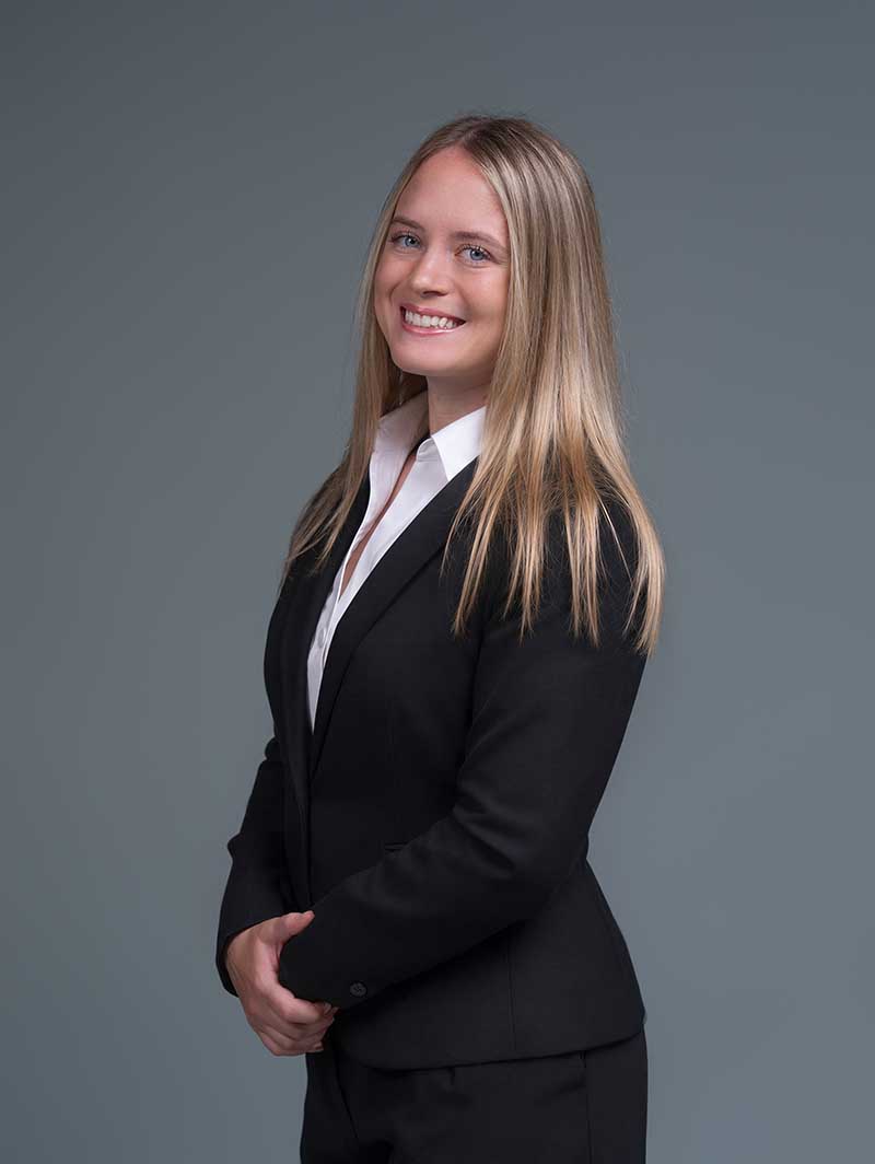 LinkedIn & personal branding headshot by Headshot Hotshot